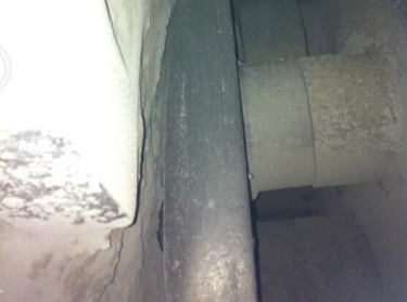 1630锤盘磨损现场